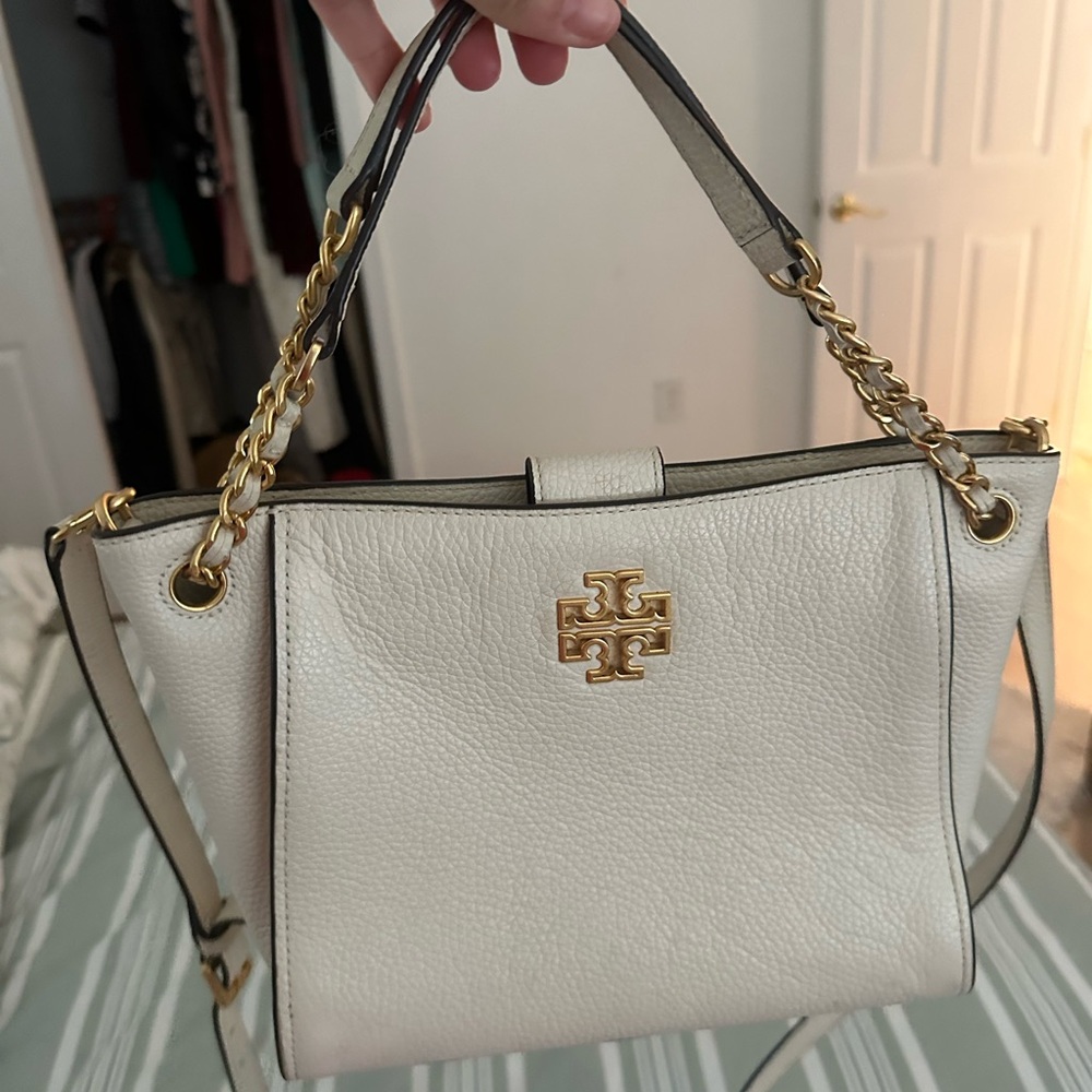 Tory Burch Cream Leather Shoulder Bag with Gold Accents